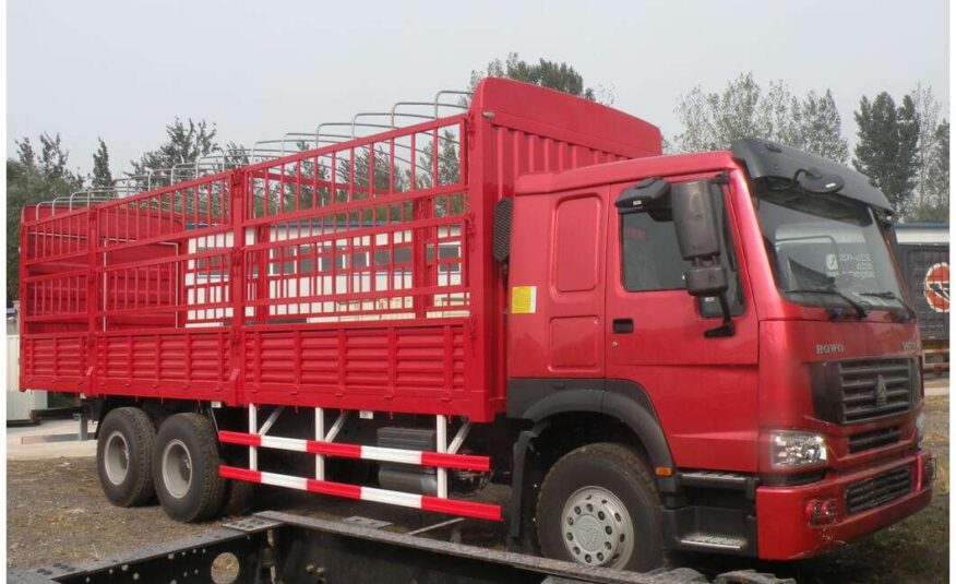 HOWO Stake Cargo Truck