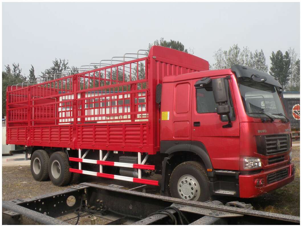HOWO Stake Cargo Truck